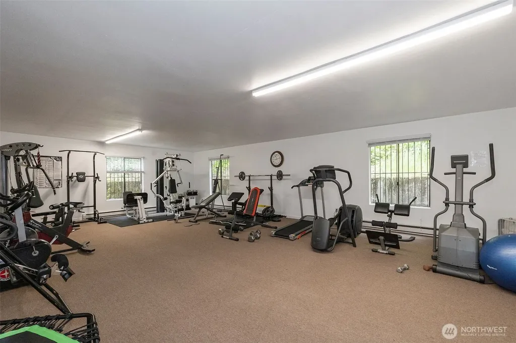 924 Shorewood Drive Bremerton WA 98312