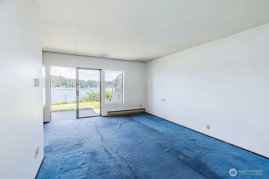 924 Shorewood Drive Bremerton WA 98312