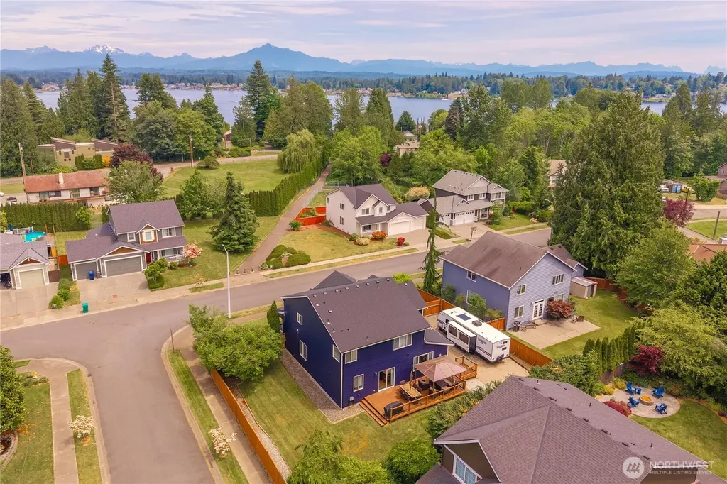 418 103rd Avenue NE Lake Stevens WA 98258