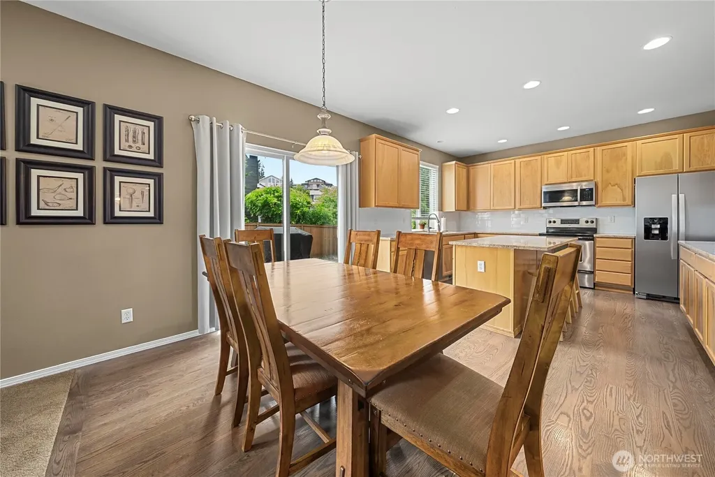 418 103rd Avenue NE Lake Stevens WA 98258