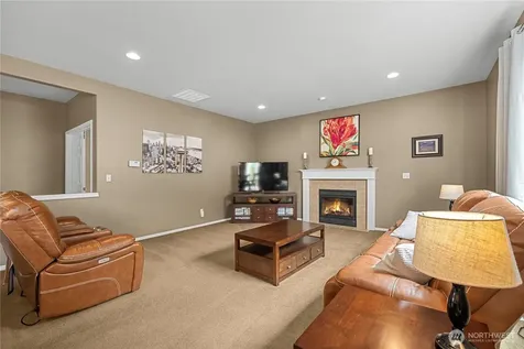 418 103rd Avenue NE Lake Stevens WA 98258