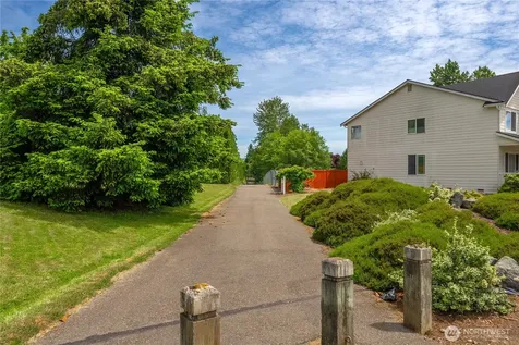 418 103rd Avenue NE Lake Stevens WA 98258