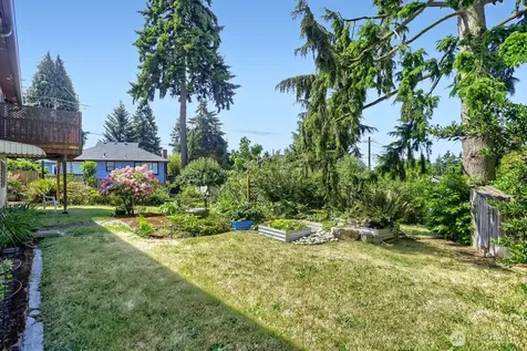 16719 3rd Avenue NE Shoreline WA 98155
