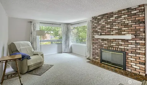 16719 3rd Avenue NE Shoreline WA 98155