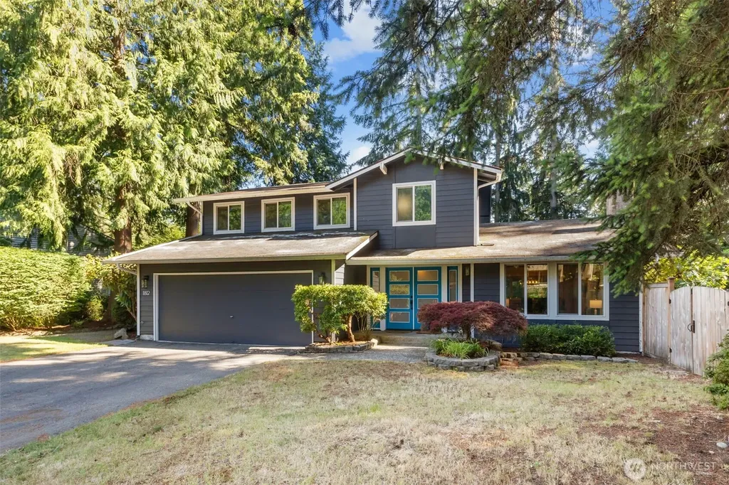 1812 SW 214th Street Lynnwood WA 98036