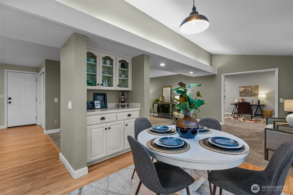 1812 SW 214th Street Lynnwood WA 98036
