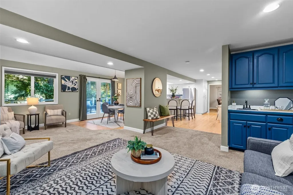 1812 SW 214th Street Lynnwood WA 98036