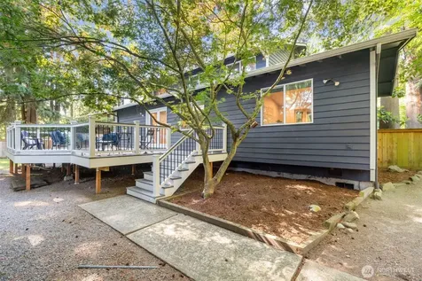 1812 SW 214th Street Lynnwood WA 98036