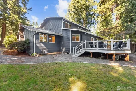1812 SW 214th Street Lynnwood WA 98036