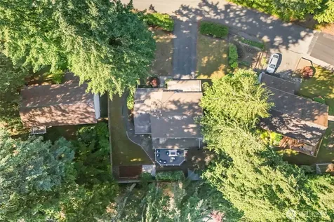 1812 SW 214th Street Lynnwood WA 98036
