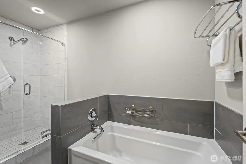 7639 SE 29th Street Mercer Island WA 98040