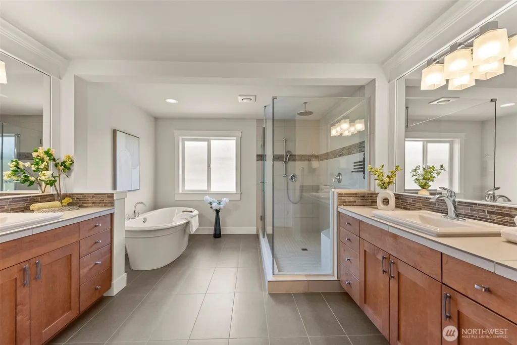 452 233rd Place SE Sammamish WA 98074
