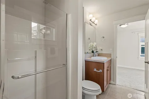 452 233rd Place SE Sammamish WA 98074