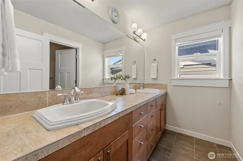 452 233rd Place SE Sammamish WA 98074