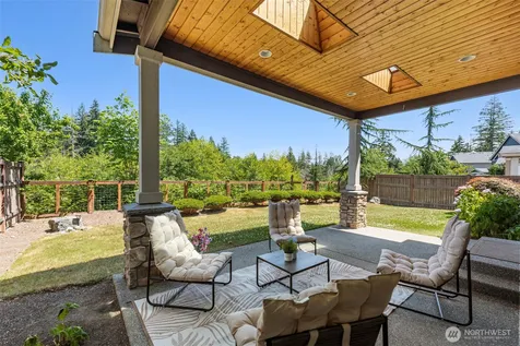 452 233rd Place SE Sammamish WA 98074