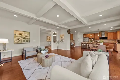 452 233rd Place SE Sammamish WA 98074