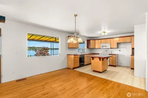 7022 Budd Street NW Olympia WA 98502