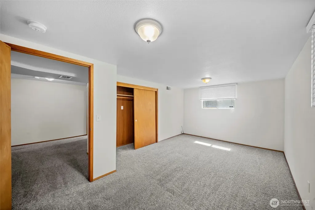 15205 Grant Avenue SW Lakewood WA 98498