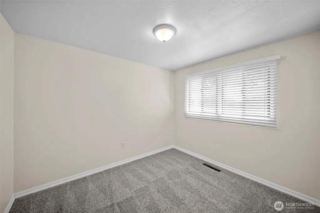 15205 Grant Avenue SW Lakewood WA 98498