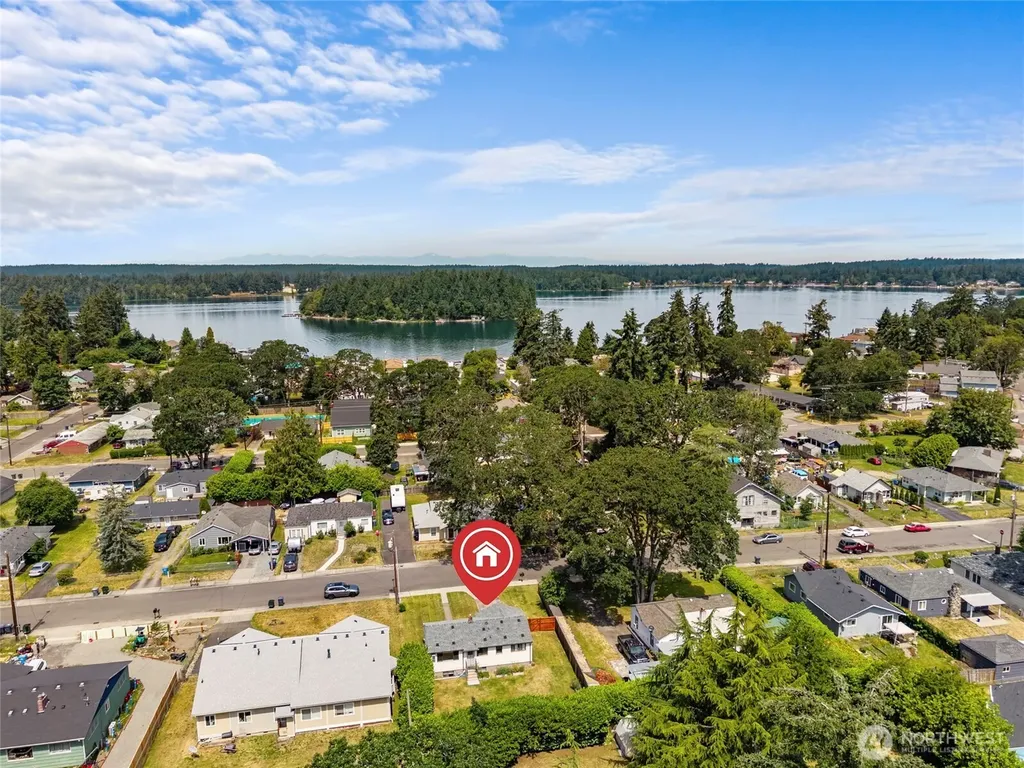 15205 Grant Avenue SW Lakewood WA 98498
