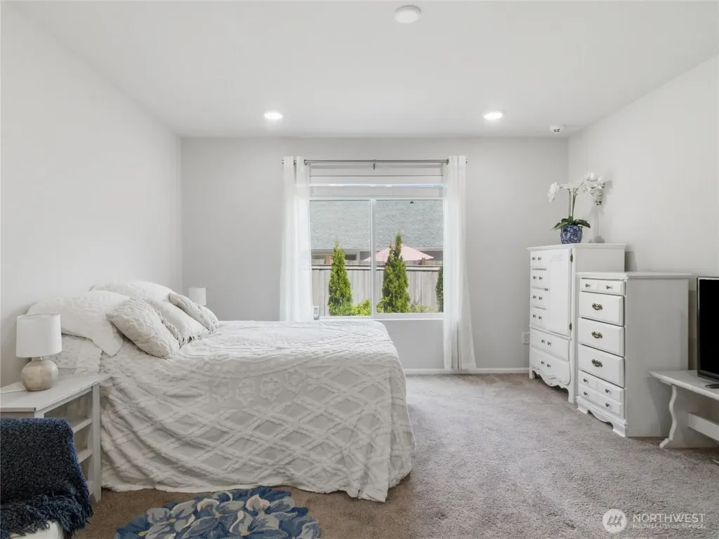 546 Gilbertson Lane SE Olympia WA 98501