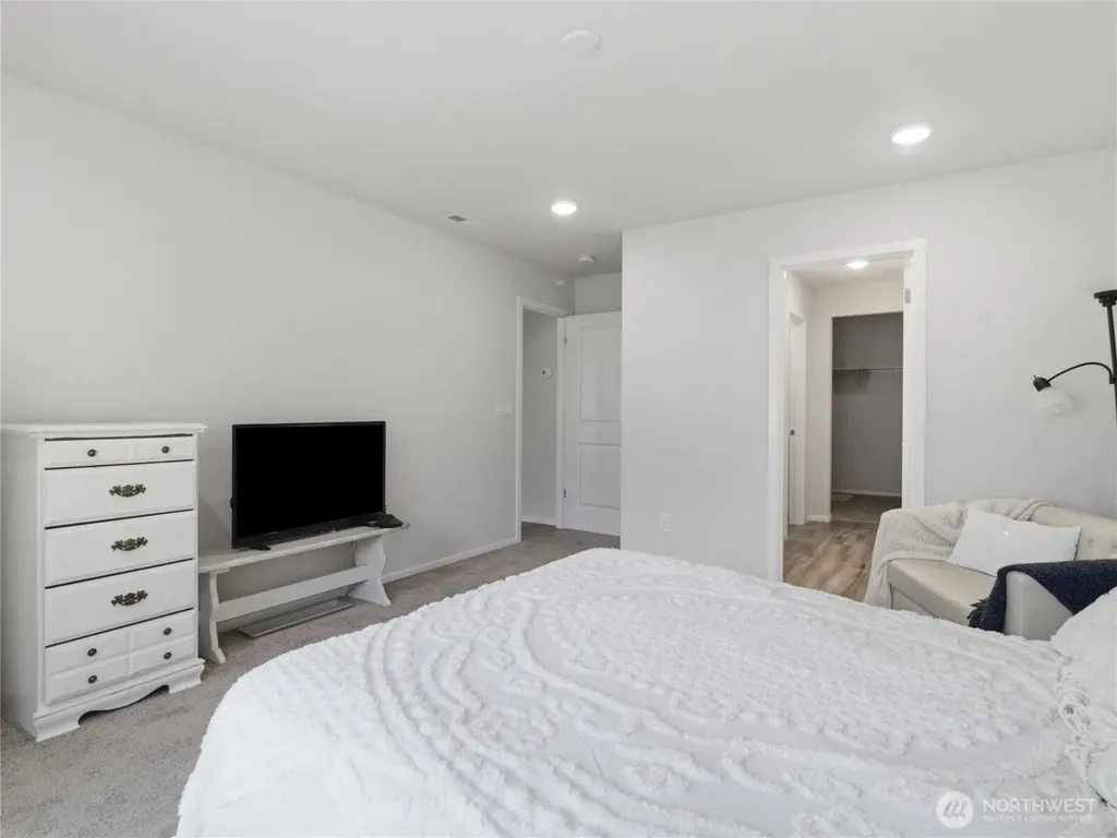 546 Gilbertson Lane SE Olympia WA 98501