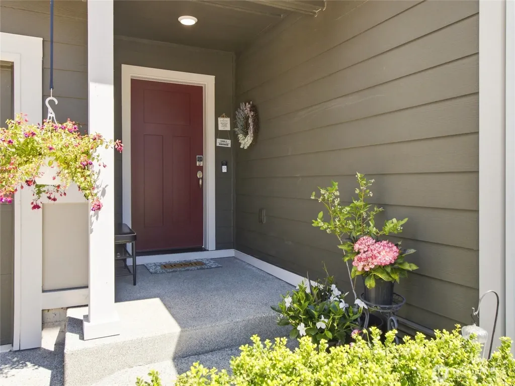 546 Gilbertson Lane SE Olympia WA 98501