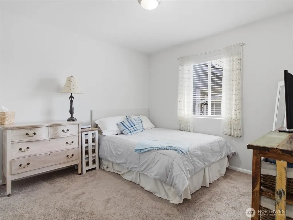546 Gilbertson Lane SE Olympia WA 98501