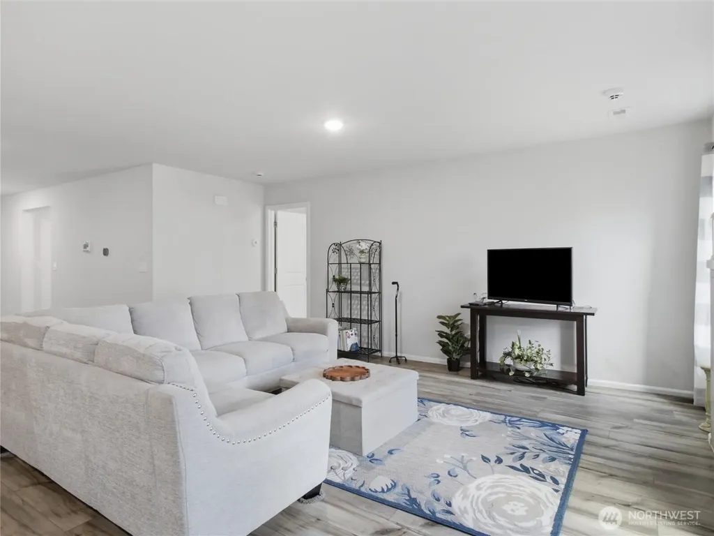 546 Gilbertson Lane SE Olympia WA 98501