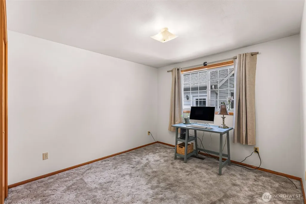112 W 2nd Street Everson WA 98247