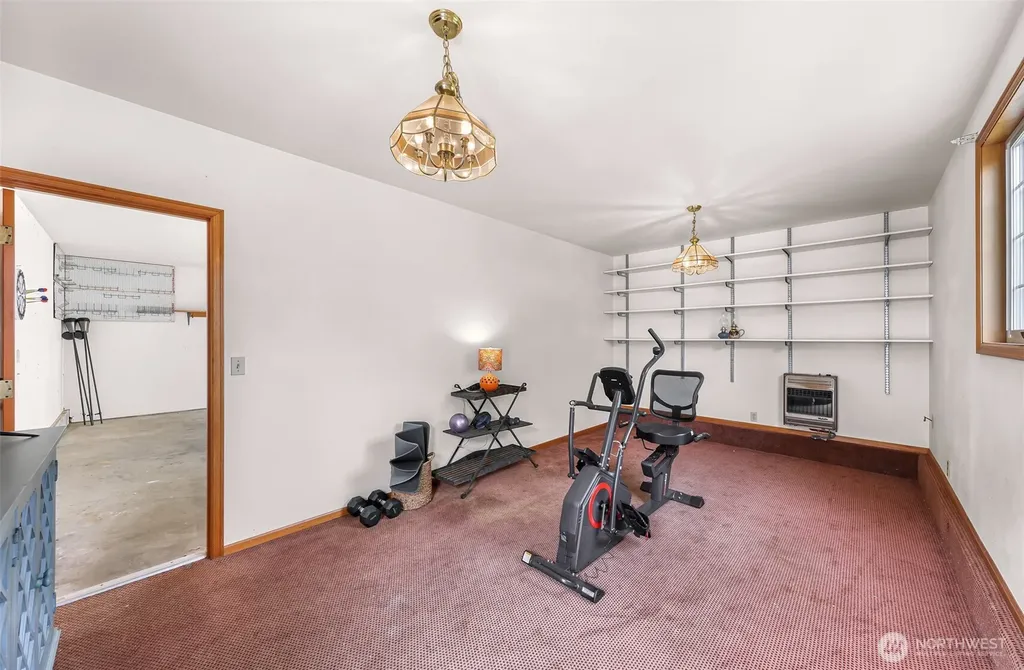 112 W 2nd Street Everson WA 98247