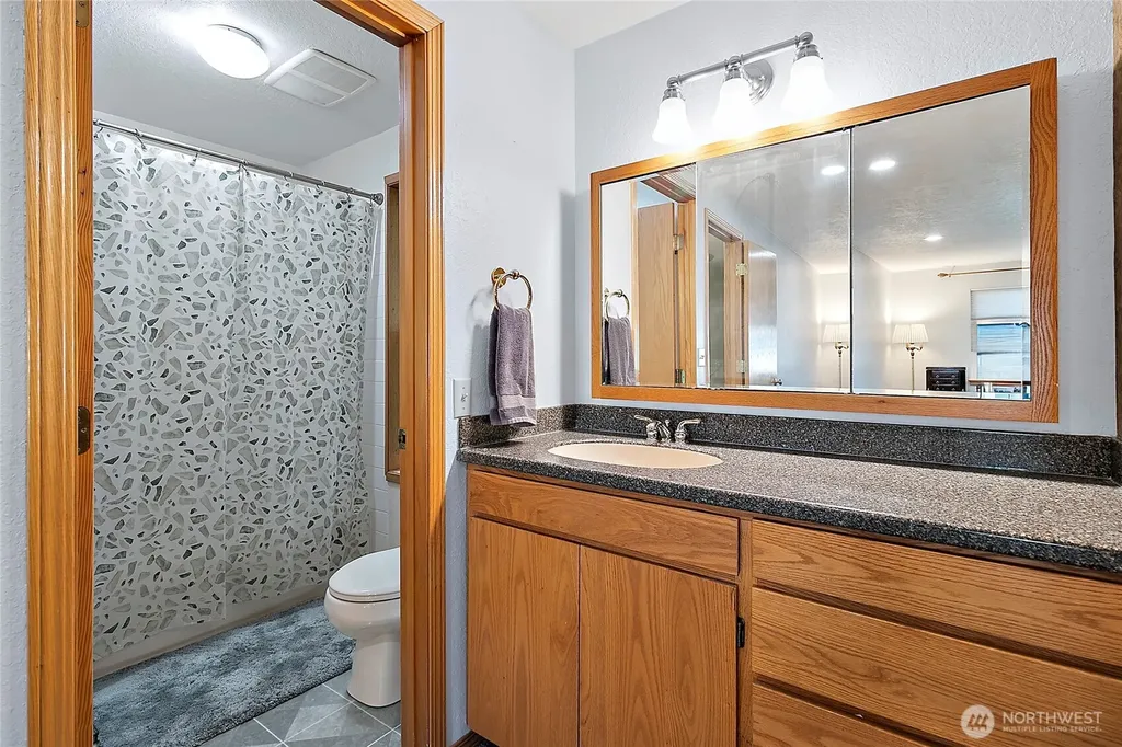 20829 SE 281st Street Kent WA 98042