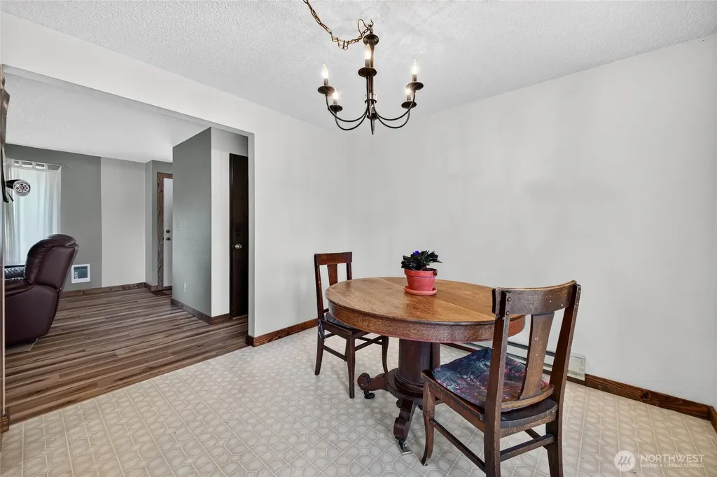 11513 108th Street SW Tacoma WA 98498