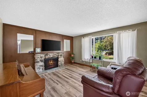 11513 108th Street SW Tacoma WA 98498