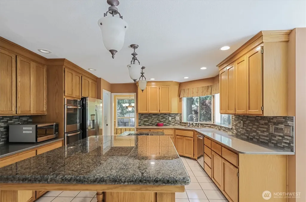 4204 27th Avenue NW Gig Harbor WA 98335
