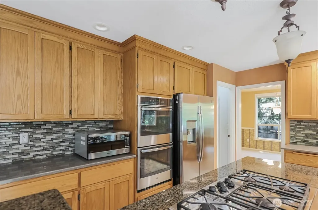 4204 27th Avenue NW Gig Harbor WA 98335