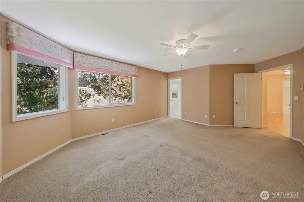4204 27th Avenue NW Gig Harbor WA 98335
