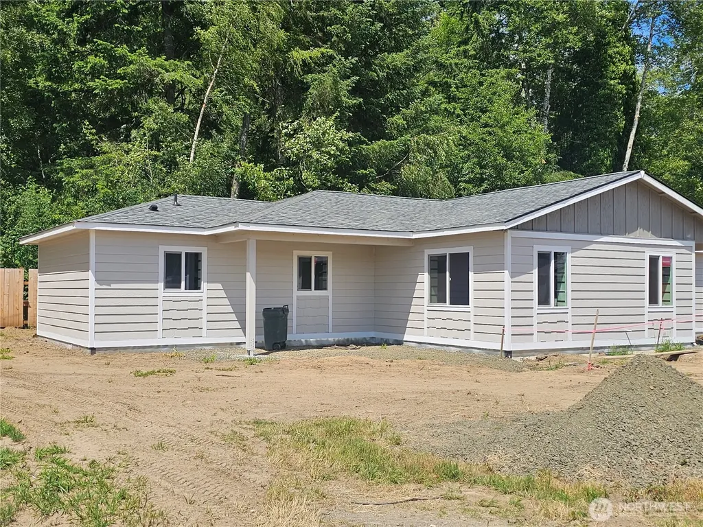 17 Pebble Creek Court Elma WA 98541