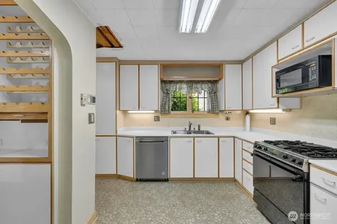 434 N Borough Road Tacoma WA 98403