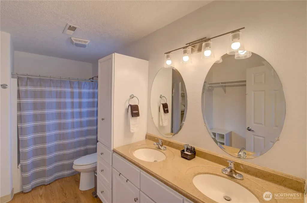 2705 N Sea Crest Avenue Long Beach WA 98631