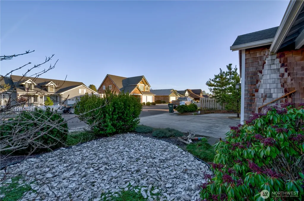 2705 N Sea Crest Avenue Long Beach WA 98631