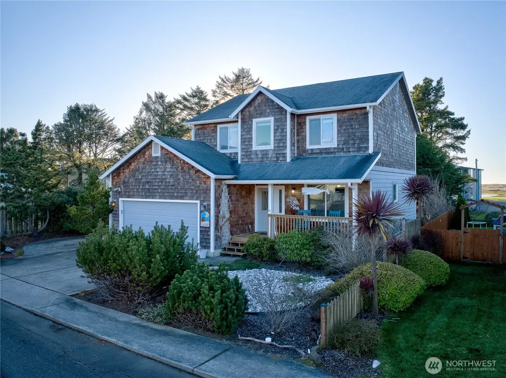 2705 N Sea Crest Avenue Long Beach WA 98631
