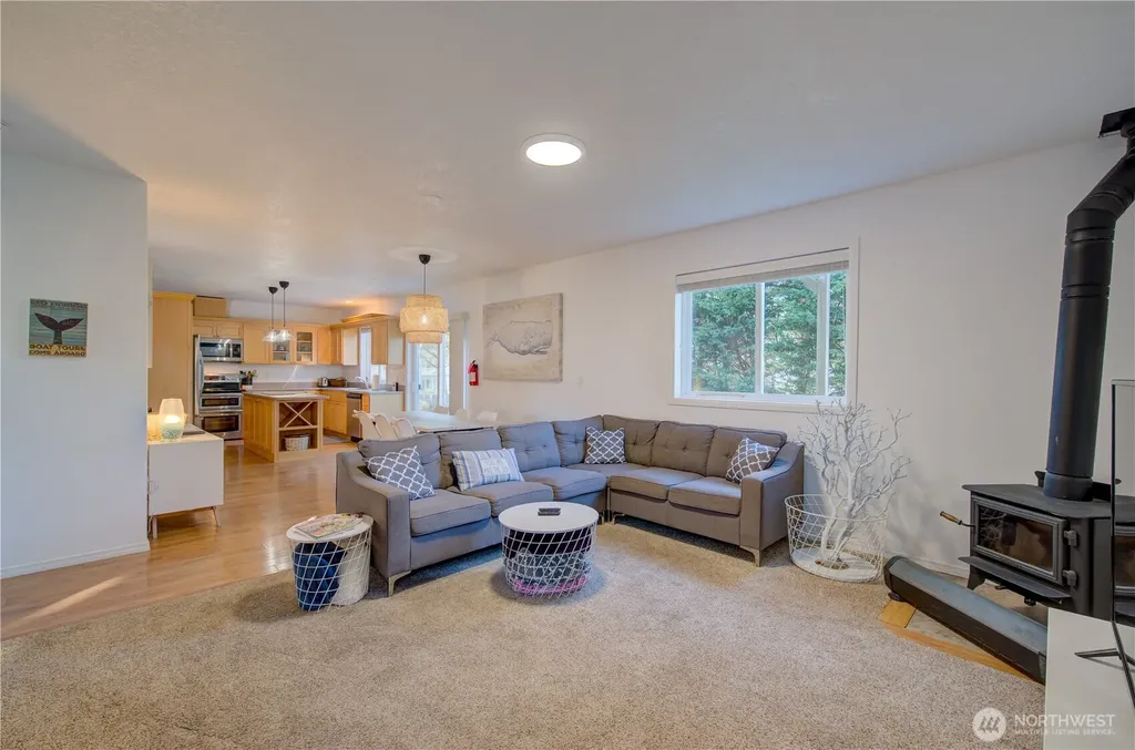 2705 N Sea Crest Avenue Long Beach WA 98631