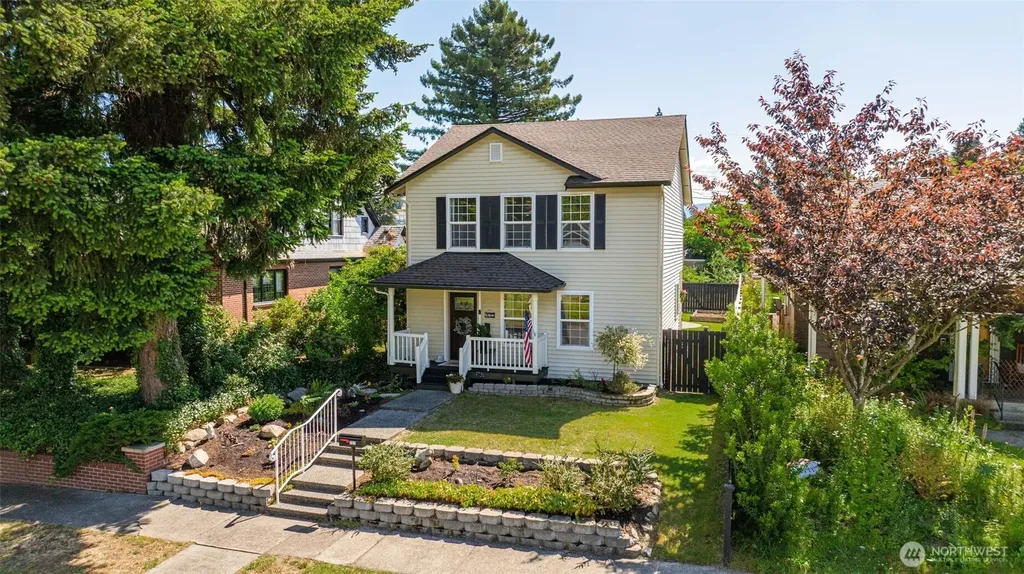 227 S Macleod Avenue Arlington WA 98223