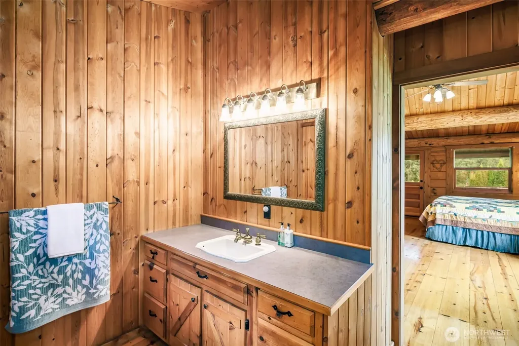3124 Mosquito Lake Road Deming WA 98244