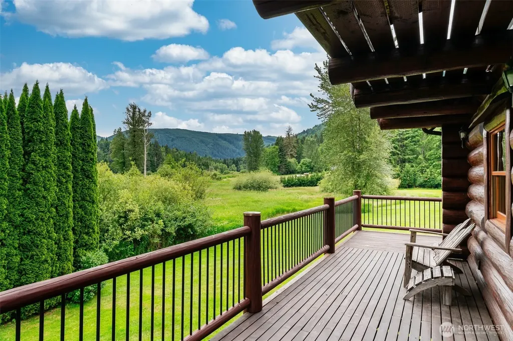 3124 Mosquito Lake Road Deming WA 98244