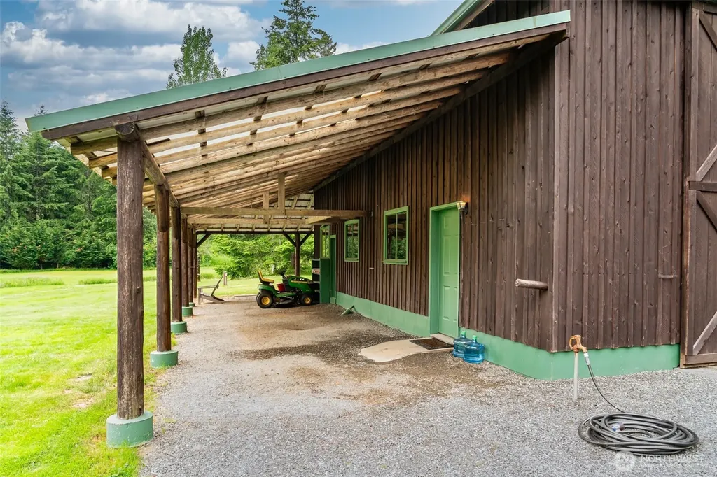 3124 Mosquito Lake Road Deming WA 98244