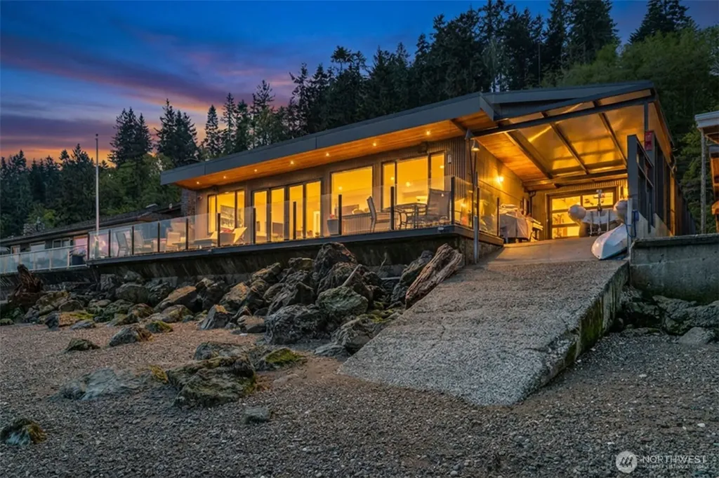 2963 Tillicum Beach Drive Camano Island WA 98282