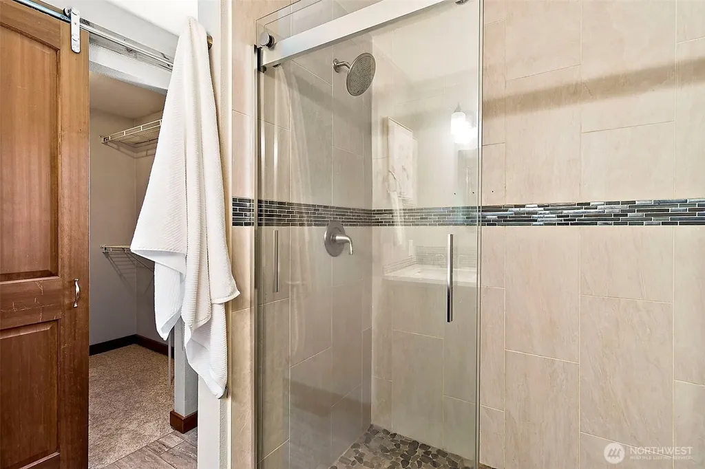 22812 SE 265th Place Maple Valley WA 98038