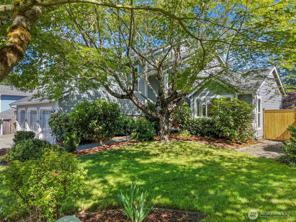 22812 SE 265th Place Maple Valley WA 98038